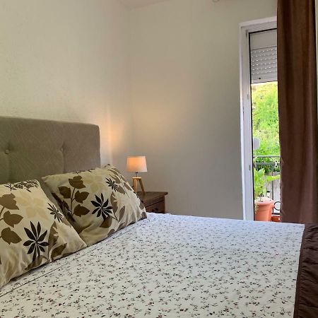 Apartmani Krgusic Тиват Екстериор снимка